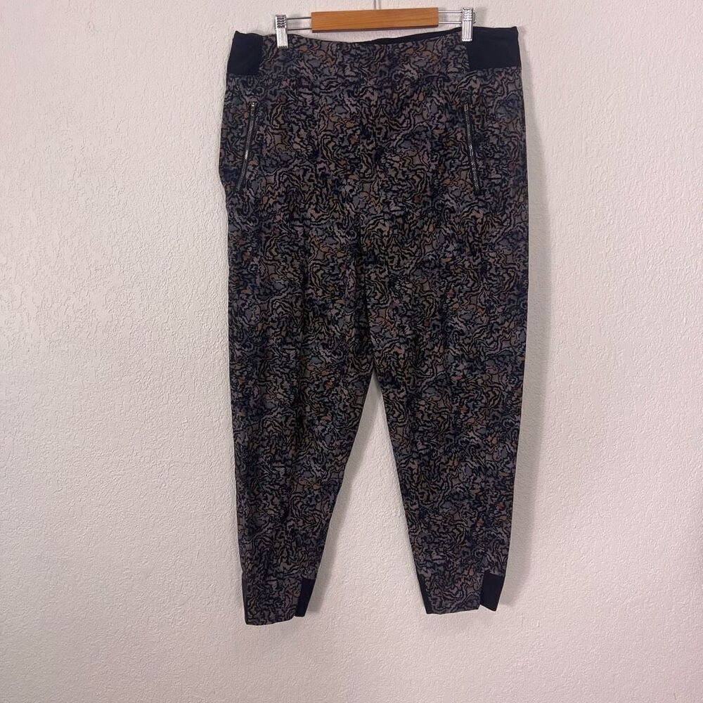 Athleta‎ Blue, Pink, & Orange Patterned Skinny Leg Pants Size 16